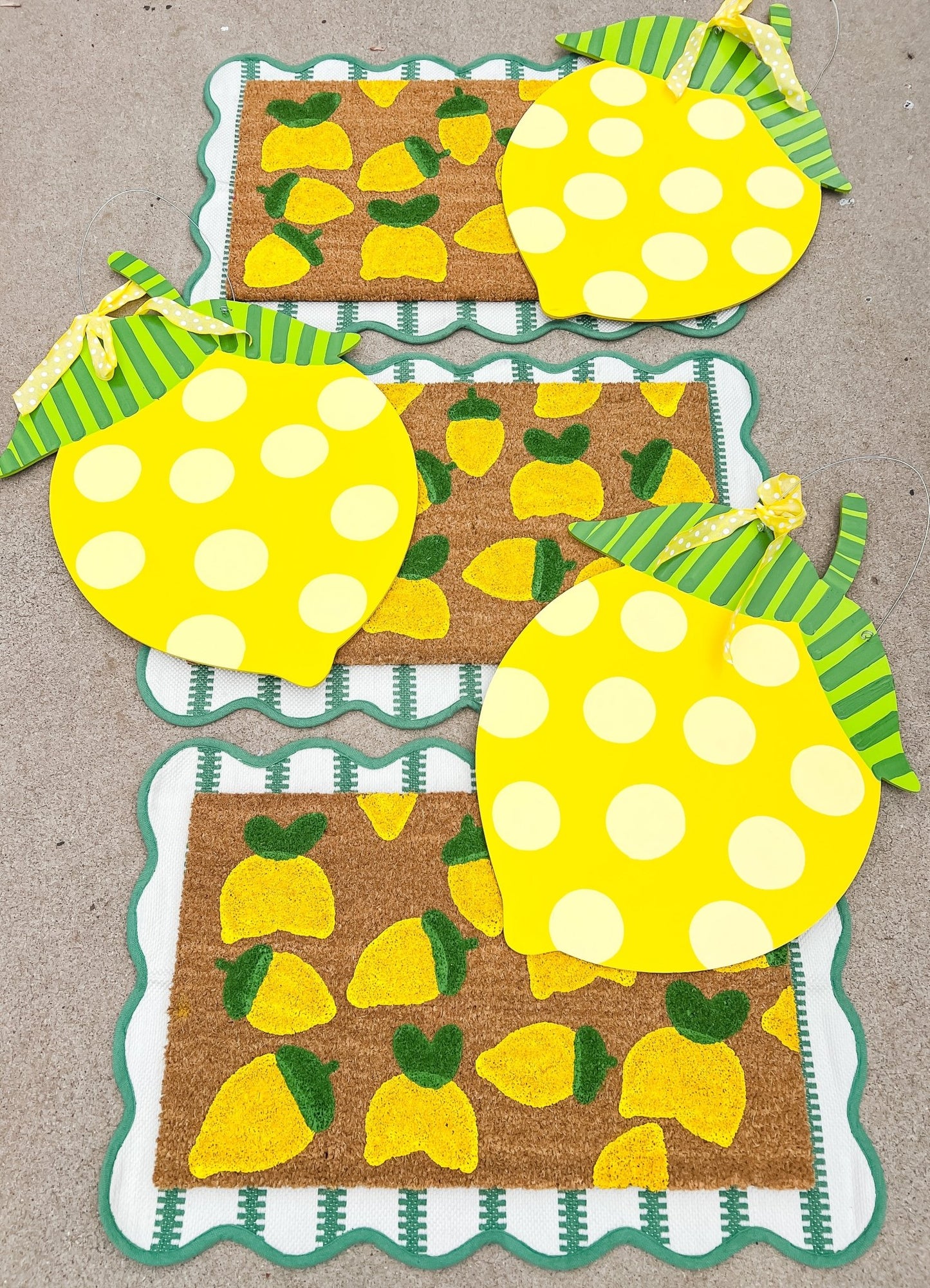 Scattered Lemons - Miss Molly Designs, LLC