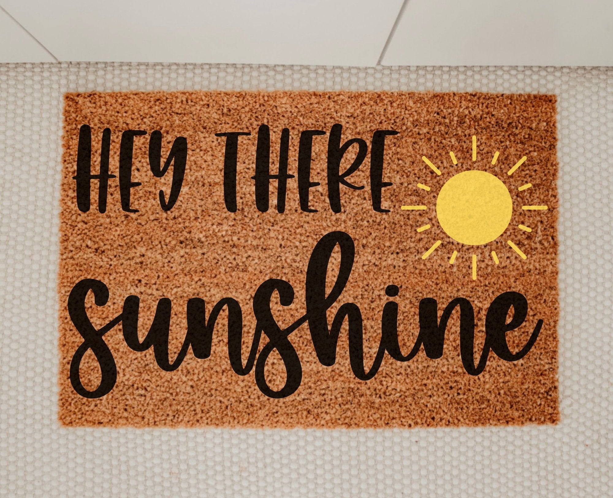 http://doormatsbymolly.com/cdn/shop/products/hey-sunshine-527151.jpg?v=1668144562