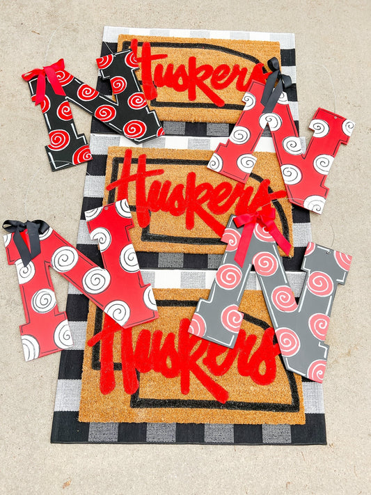 Huskers State Outline - Miss Molly Designs, LLC