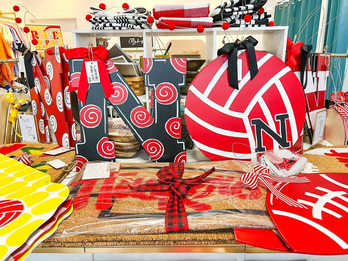 Huskers "N" Red and White Swirl - Self Checkout at Creative Collab Collection - Miss Molly Designs, LLC