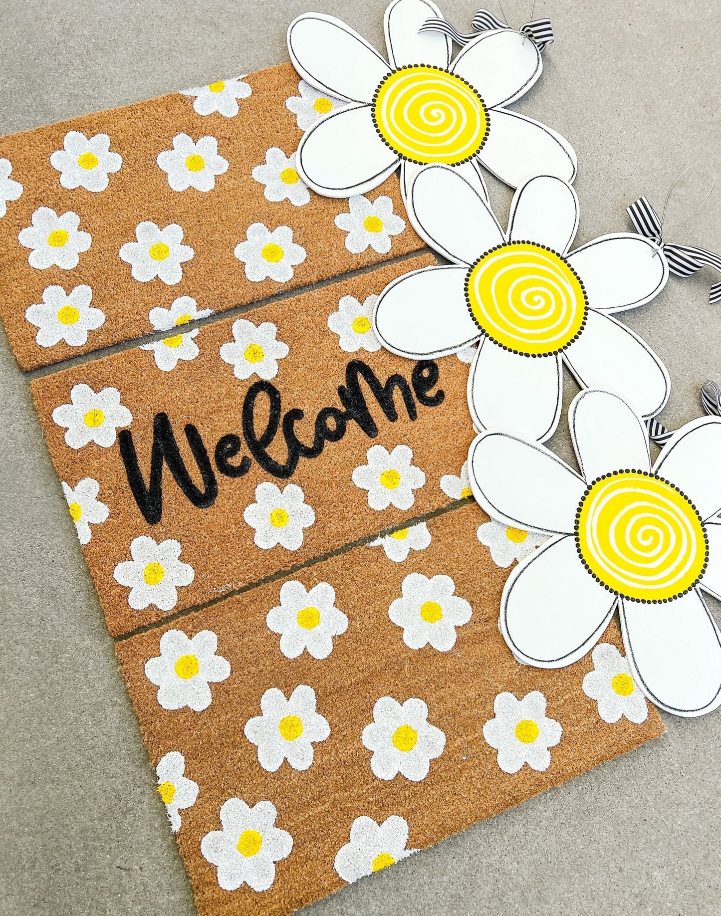 Welcome Lil' Daisies - Miss Molly Designs, LLC